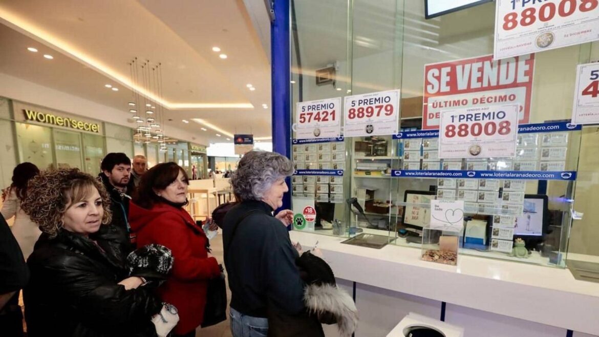 Aquí puedes comprobar si tus décimos de la Lotería de Navidad han sido premiados