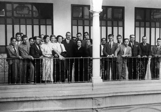 Carmen Conde y Amanda Junquera, Universidad de Murcia, 1936.