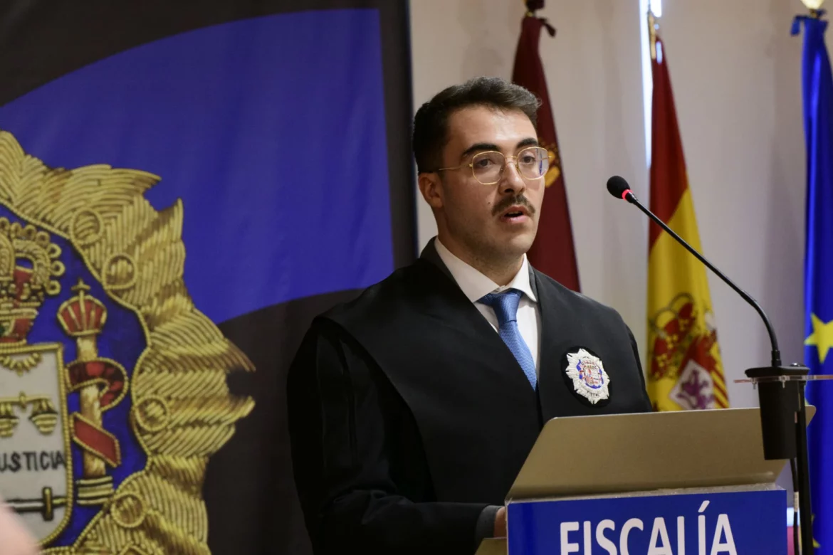 La toma de posesión de tres nuevos fiscales en la Región de Murcia, en imágenes