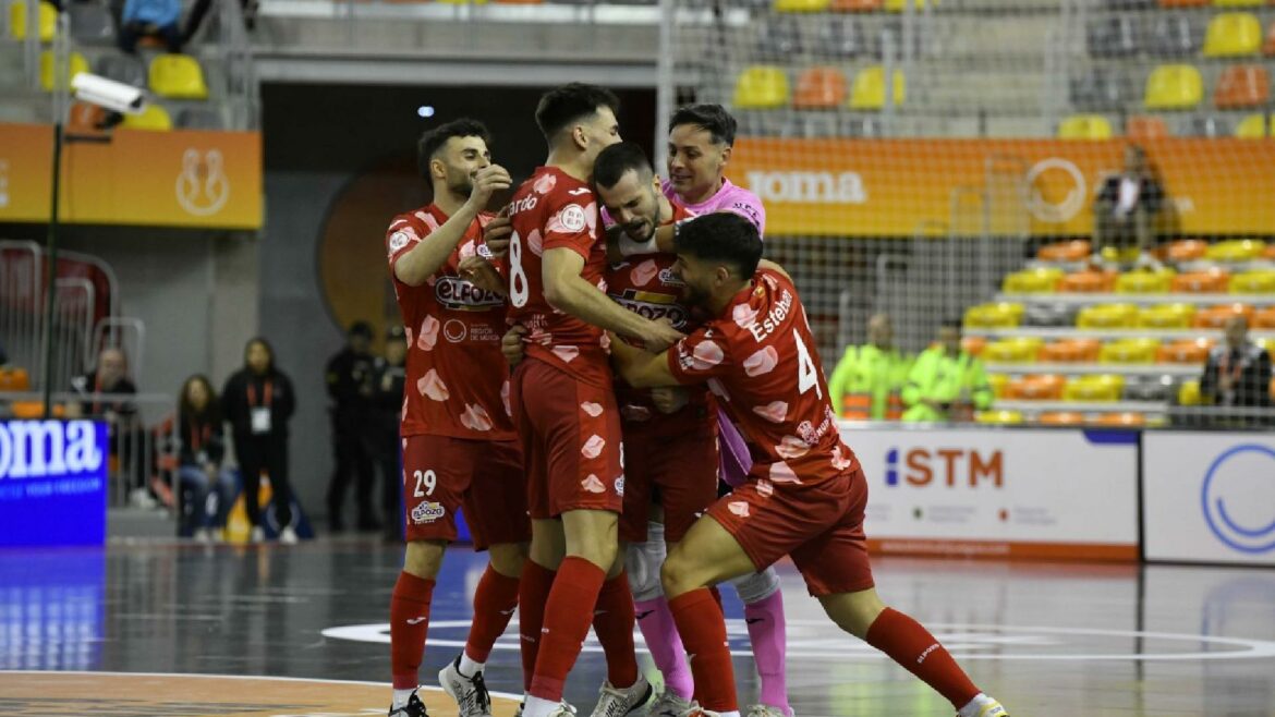 ElPozo Murcia recibe al líder Movistar con la Copa de España en el alambre