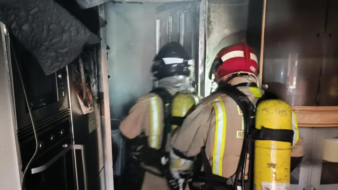 Extinguido un incendio declarado en una vivienda de Fuente Álamo