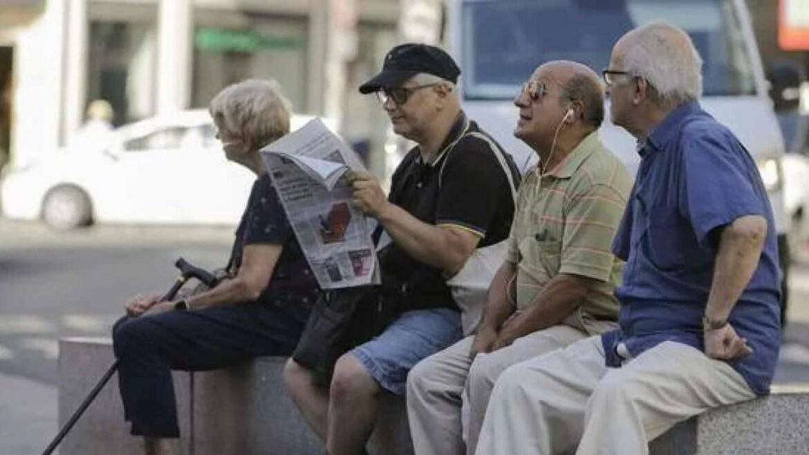 Compatibilizar jubilación y trabajo: las tres excepciones en las que puedes cobrar la pensión y continuar con tu actividad laboral