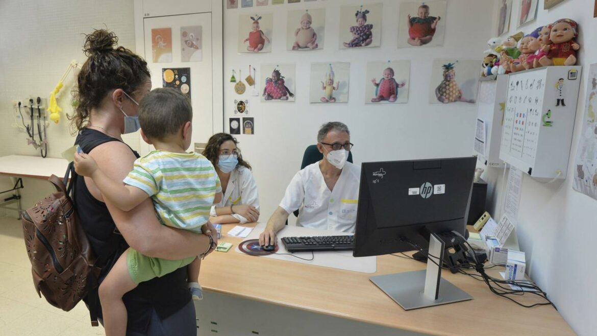 Los pediatras de Primaria denuncian que la presión asistencial llega en la Región de Murcia «a extremos insostenibles»