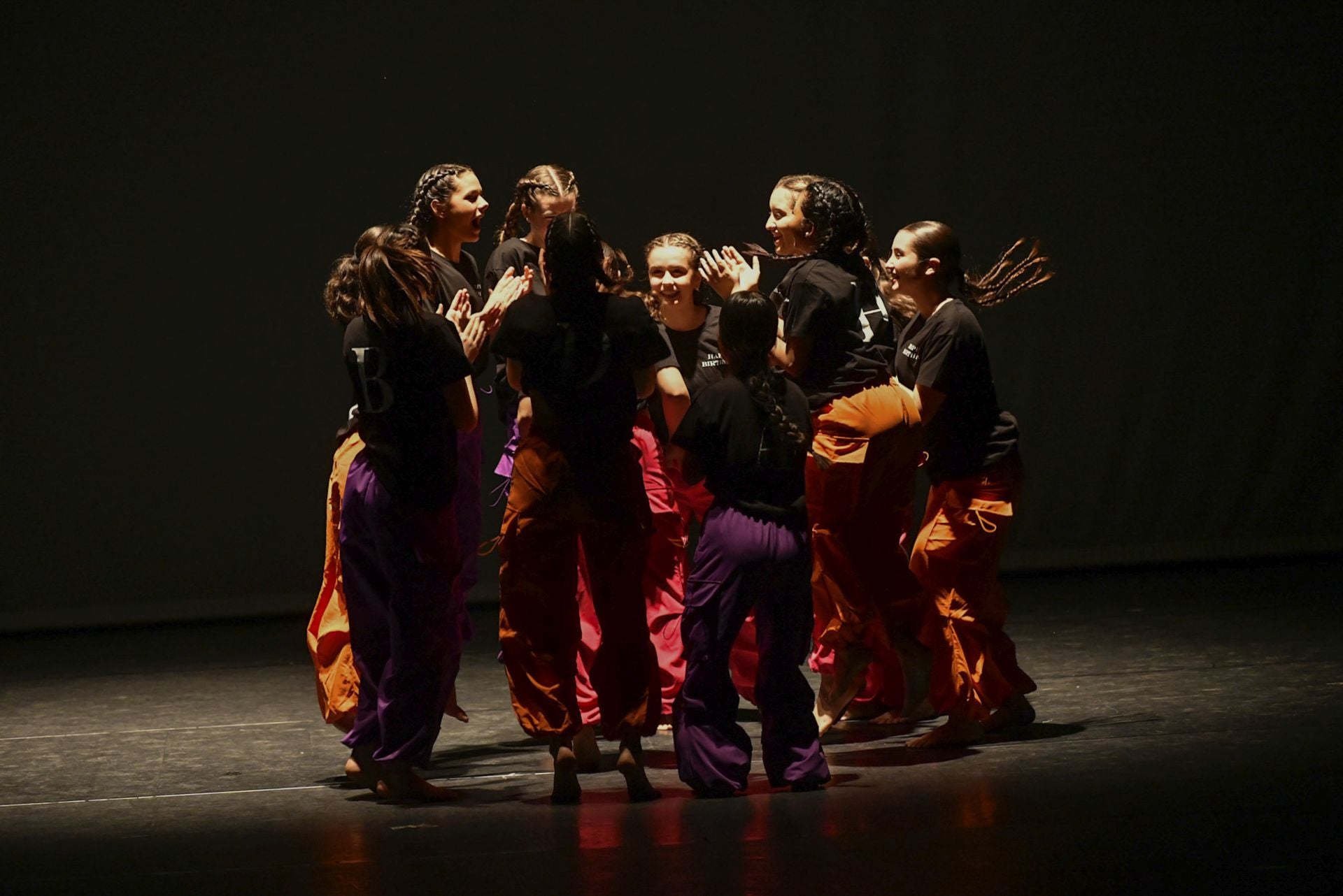 La primera gala de este miércoles del Conservatorio de Danza de Murcia, en imágenes