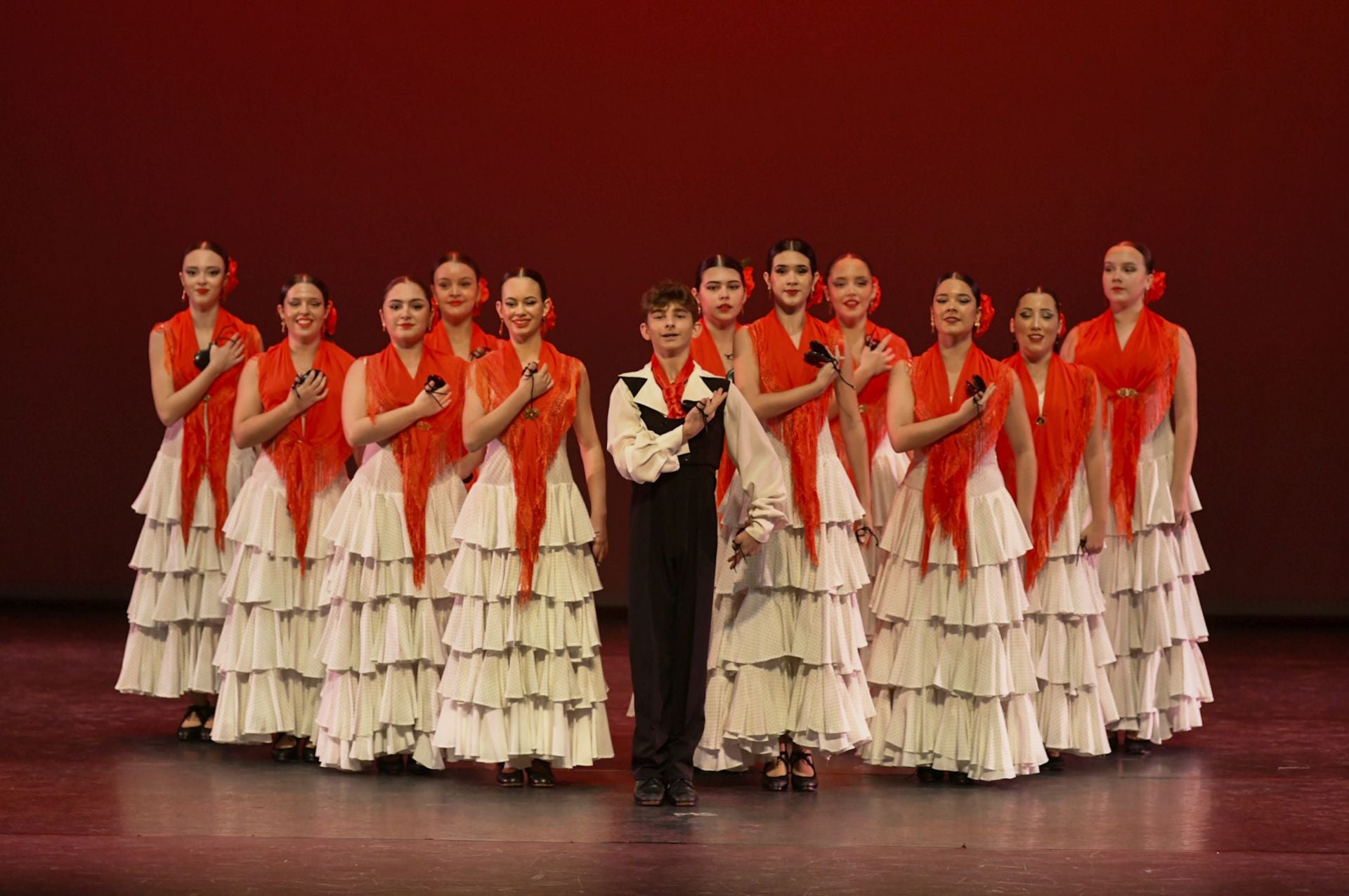 La primera gala de este miércoles del Conservatorio de Danza de Murcia, en imágenes