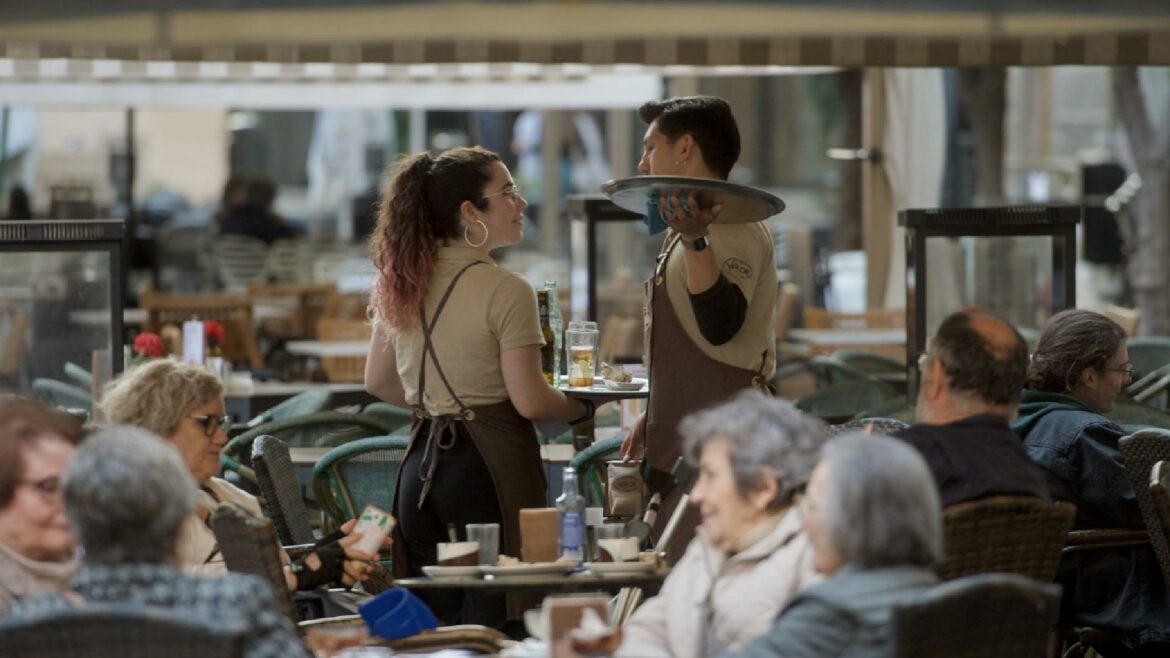 Hosteleros y comerciantes de la Región cifran en 450 millones el coste de la reducción de la jornada