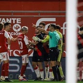 El club grana se libra del cierre de su estadio y pagará 2.000 euros