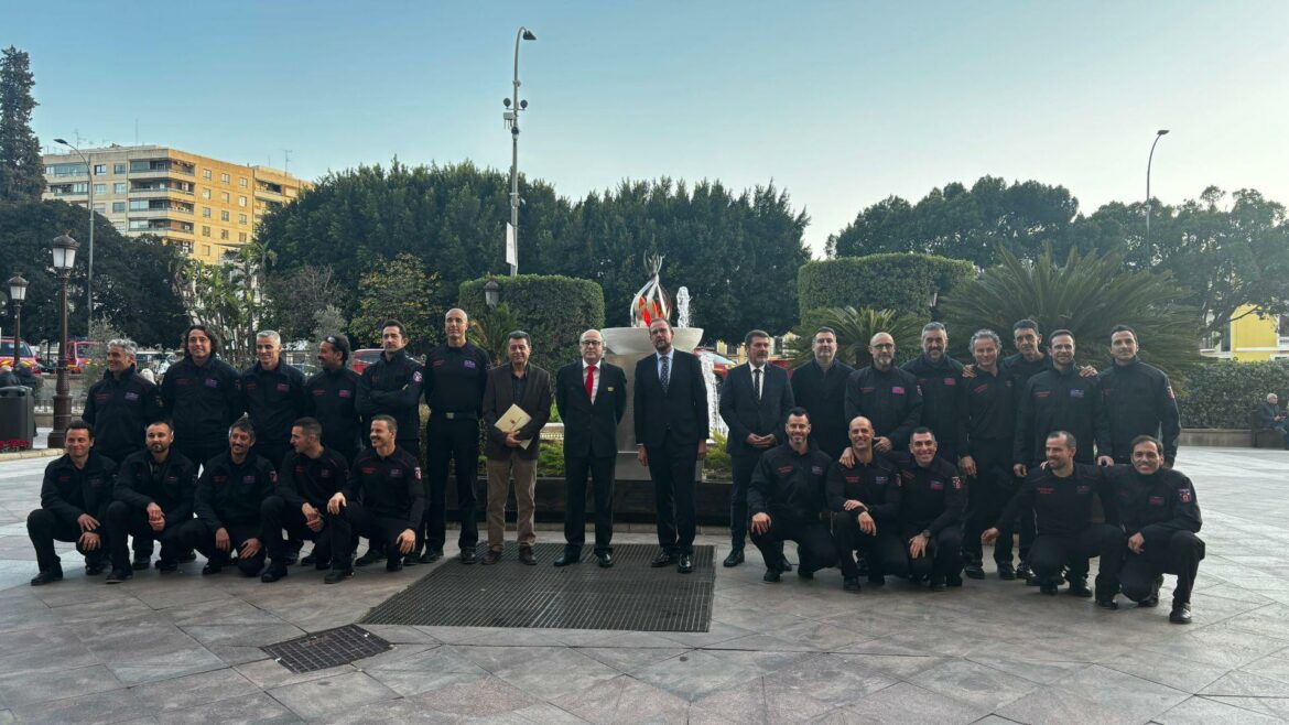 Veintiséis bomberos refuerzan la escala de mandos del cuerpo en Murcia