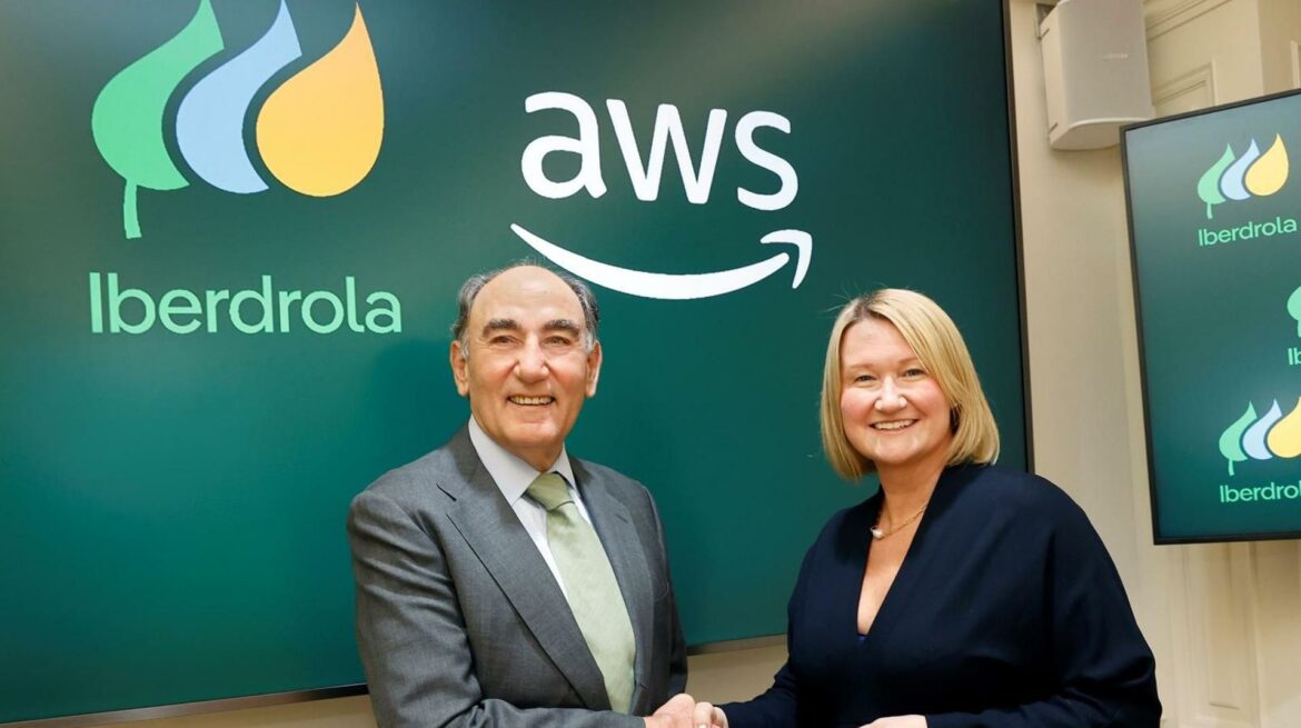 Iberdrola amplía su alianza estratégica con Amazon y le suministrará 66.000 gigavatios/hora de energía renovable