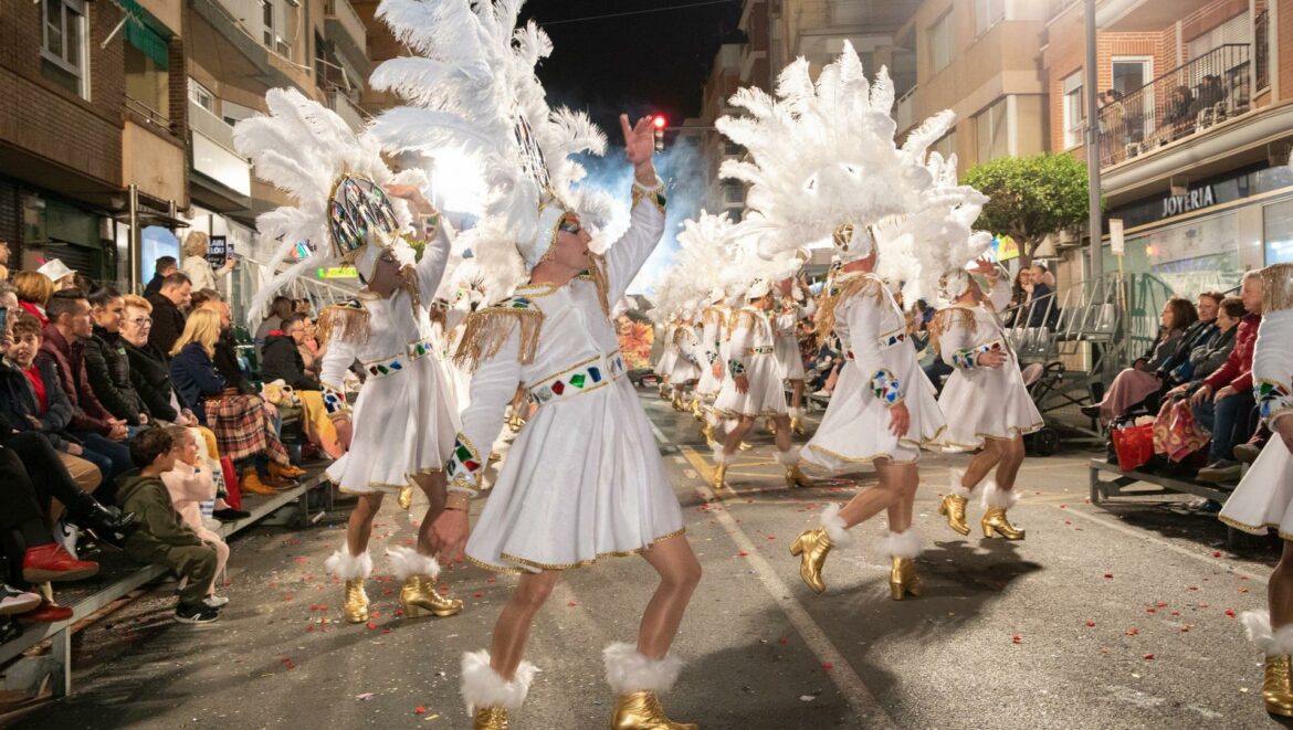 El desfile del Carnaval de Águilas de este domingo se aplaza por la lluvia