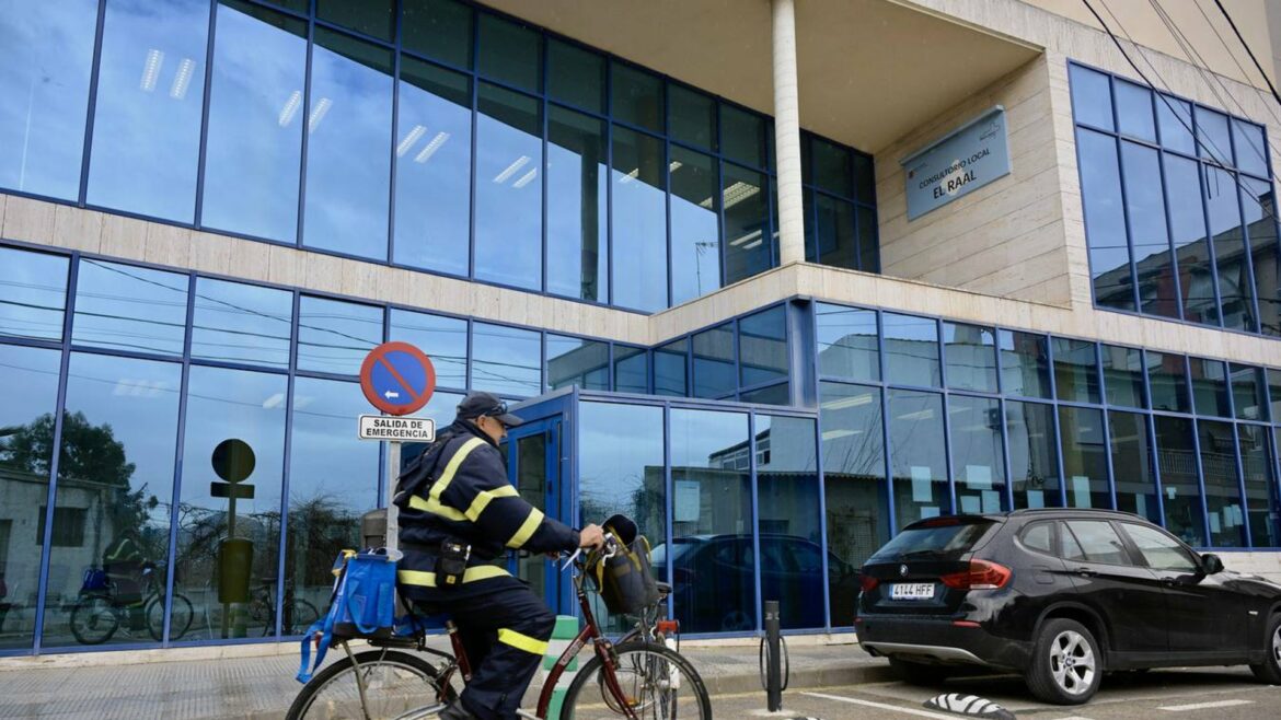 Primaria asume en Alquerías y El Raal emergencias del 061 ante la falta de un nuevo SUAP