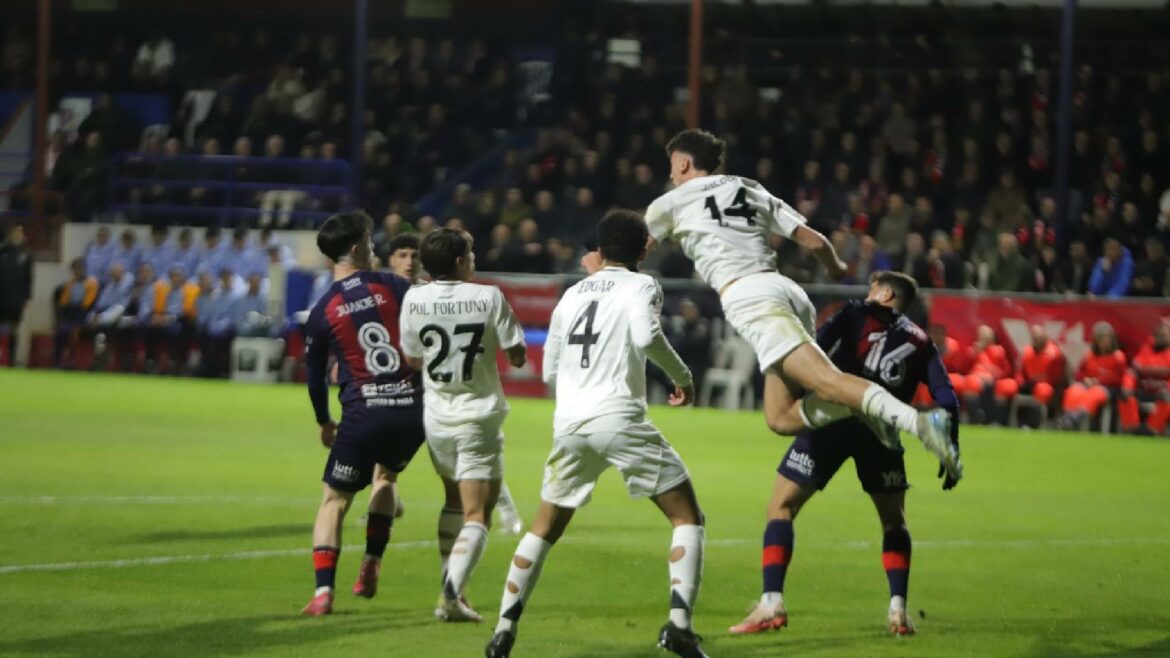 Un punto insuficiente para el Yeclano frente a un Castilla combativo