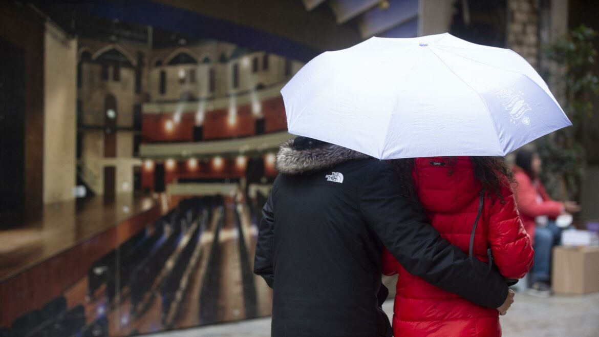 Fin de la tregua: vuelven las tormentas y la lluvia con barro a la Región de Murcia