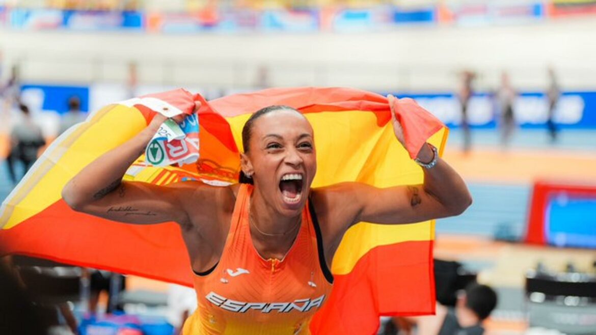 Ana Peleteiro hace historia en el Europeo