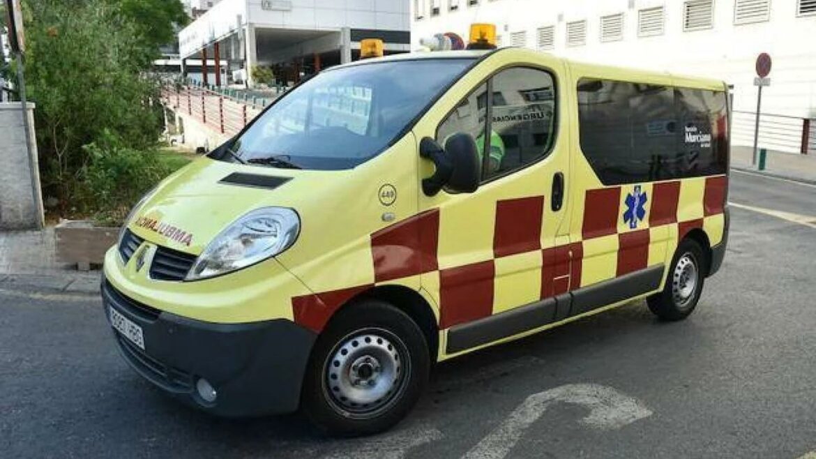 Atienden a dos heridos en un incendio de la sede de Tranvía de Murcia