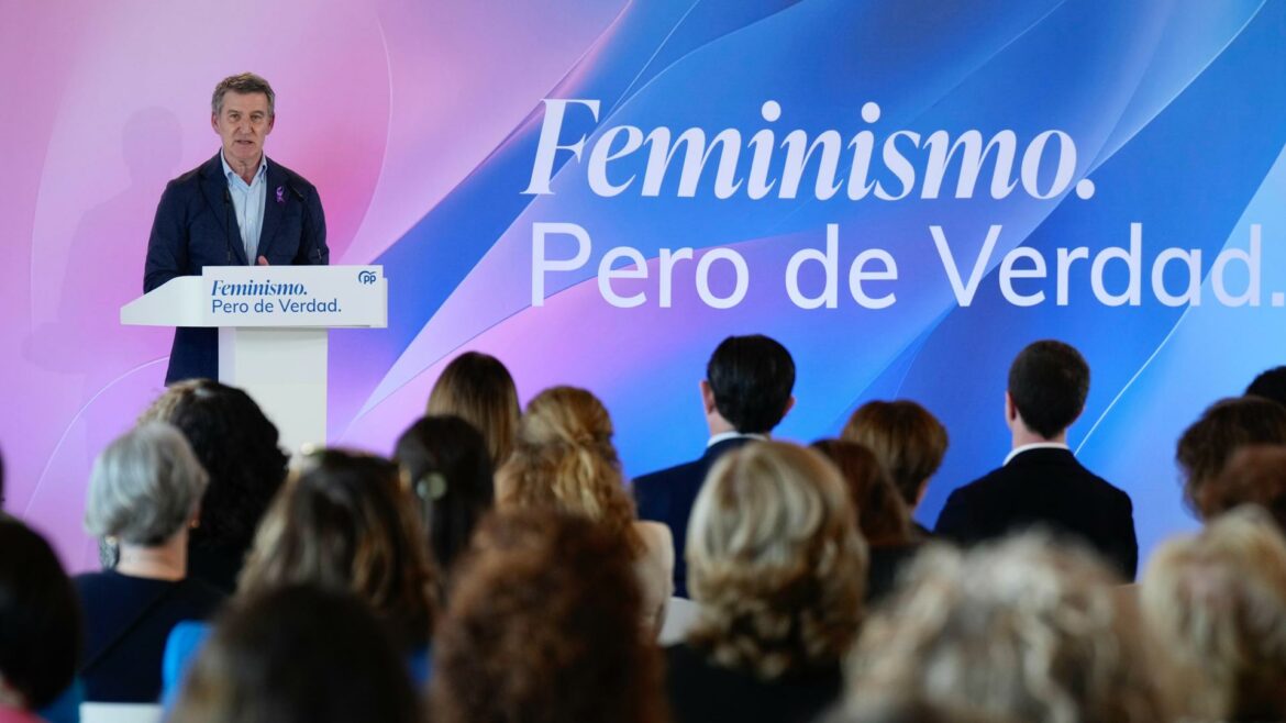 Feijóo critica que Sánchez vaya a «despachar» el «desafío» de Ucrania en 20 o 30 minutos