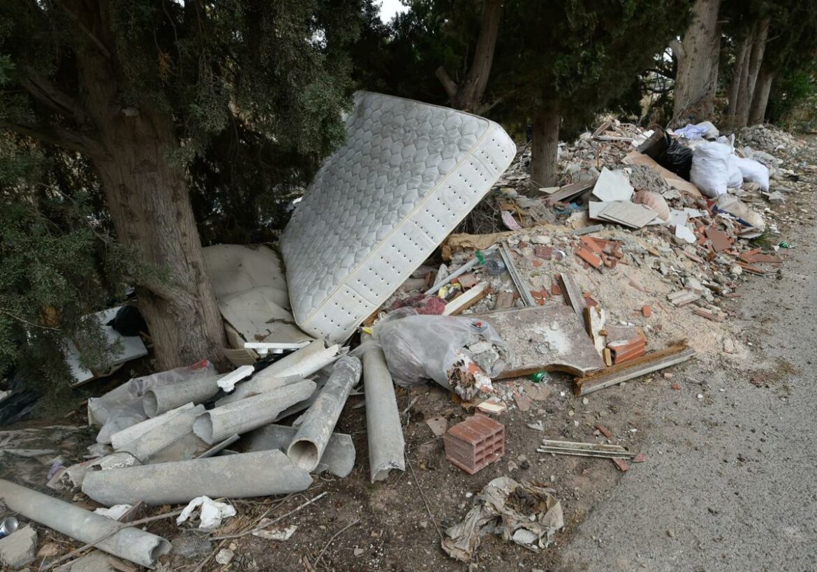 Sube el coste de la fianza para el vertido de residuos de obras en Murcia