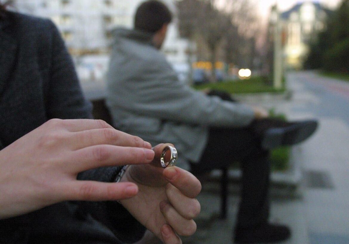 Los acuerdos de separación de bienes se disparan un 30% en la Región en la última década
