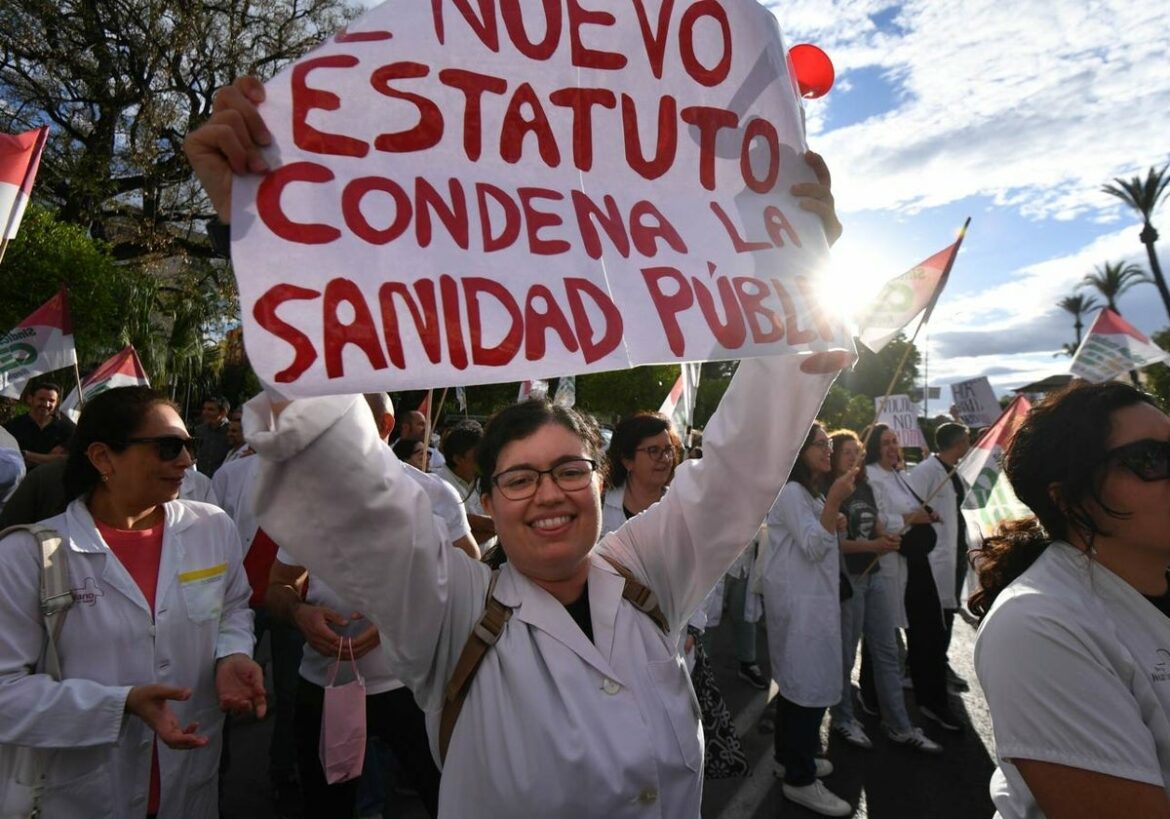 El Sindicato Médico rechaza los servicios mínimos para la huelga del próximo viernes por «abusivos»
