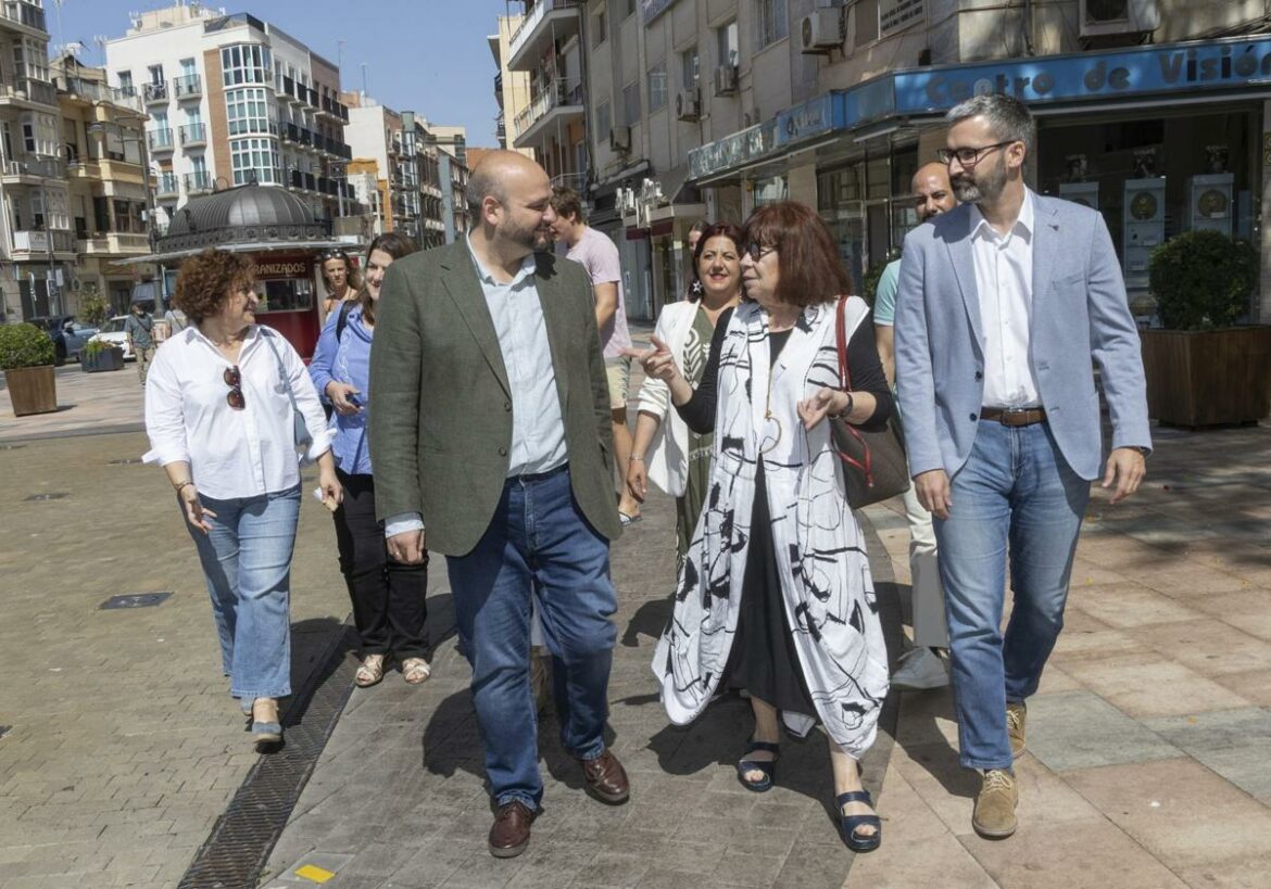 Narbona acusa en Cartagena al PP valenciano de «paralizar obras fundamentales para traer agua a la Región»
