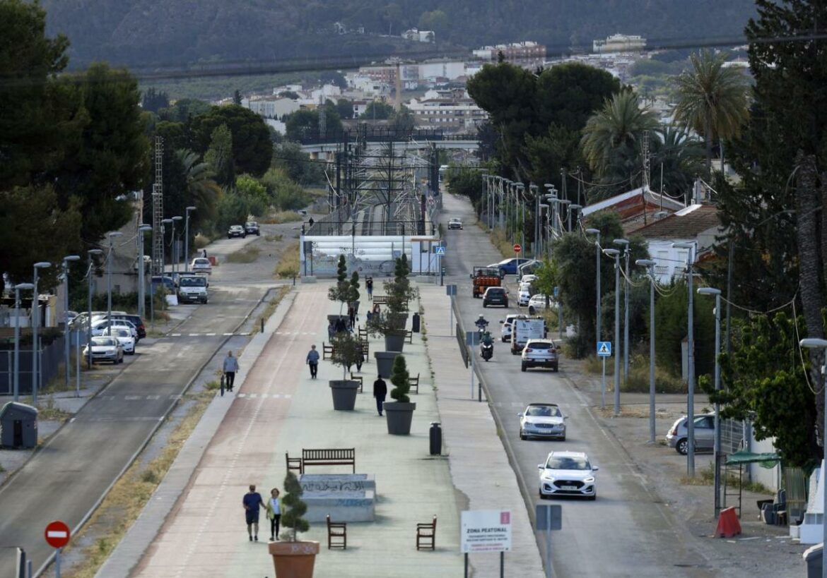 Dos carriles de tráfico destinados a residentes junto al Bulevar Sur de Murcia
