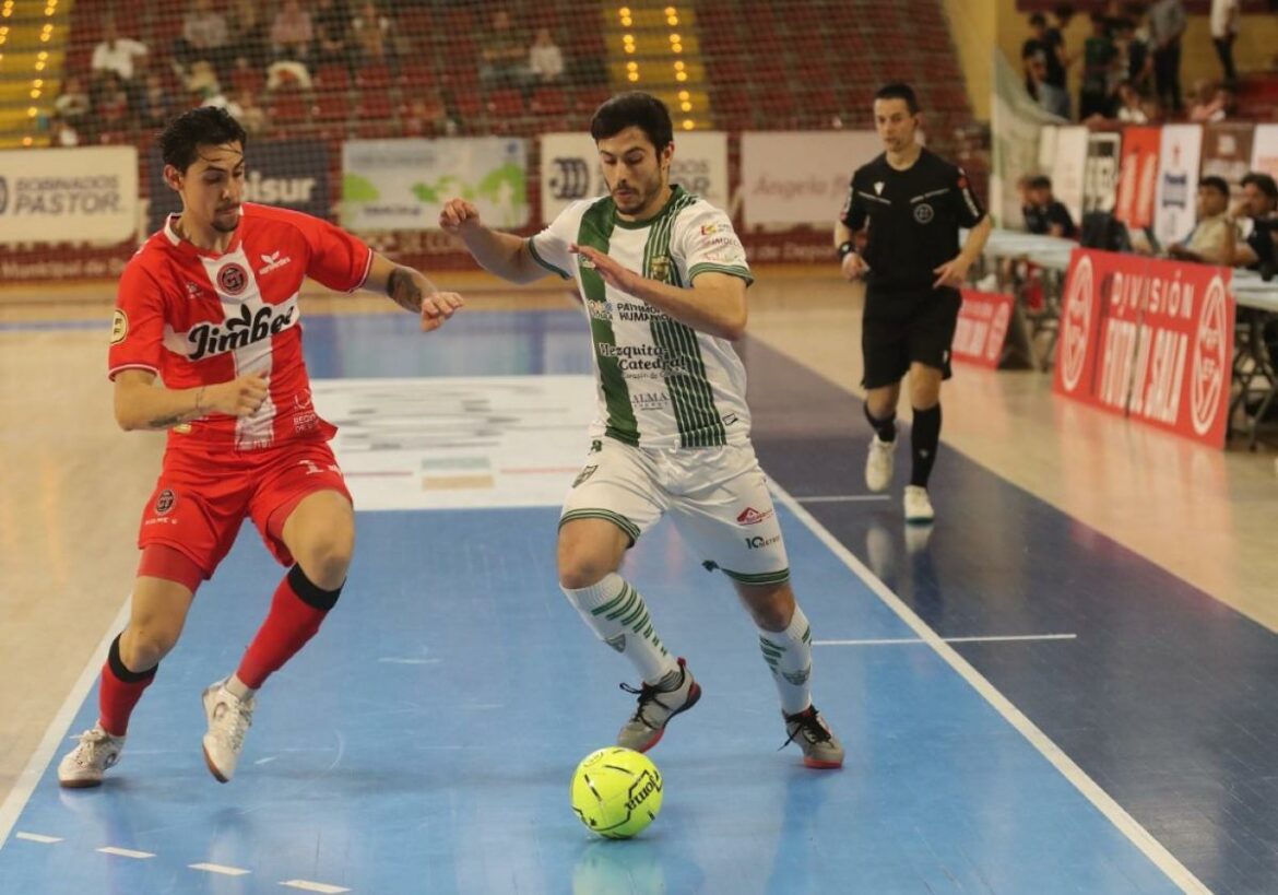 El Jimbee Cartagena tira de compromiso para ganar en Córdoba