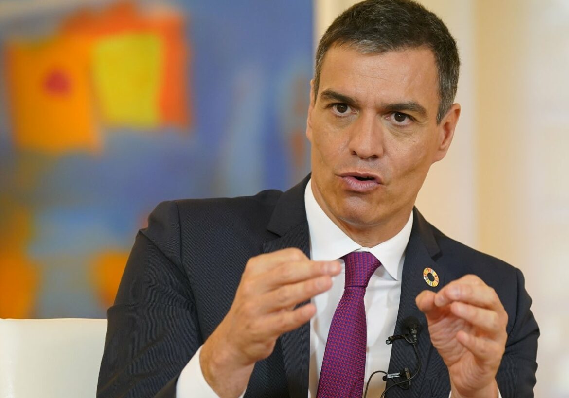 El Gobierno pagará los primeros 100 euros de las gafas o lentillas de los menores de 16 años