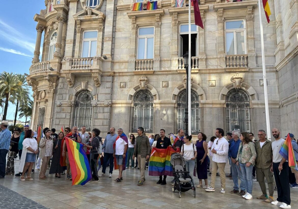 Protesta del colectivo LGTBI en Cartagena