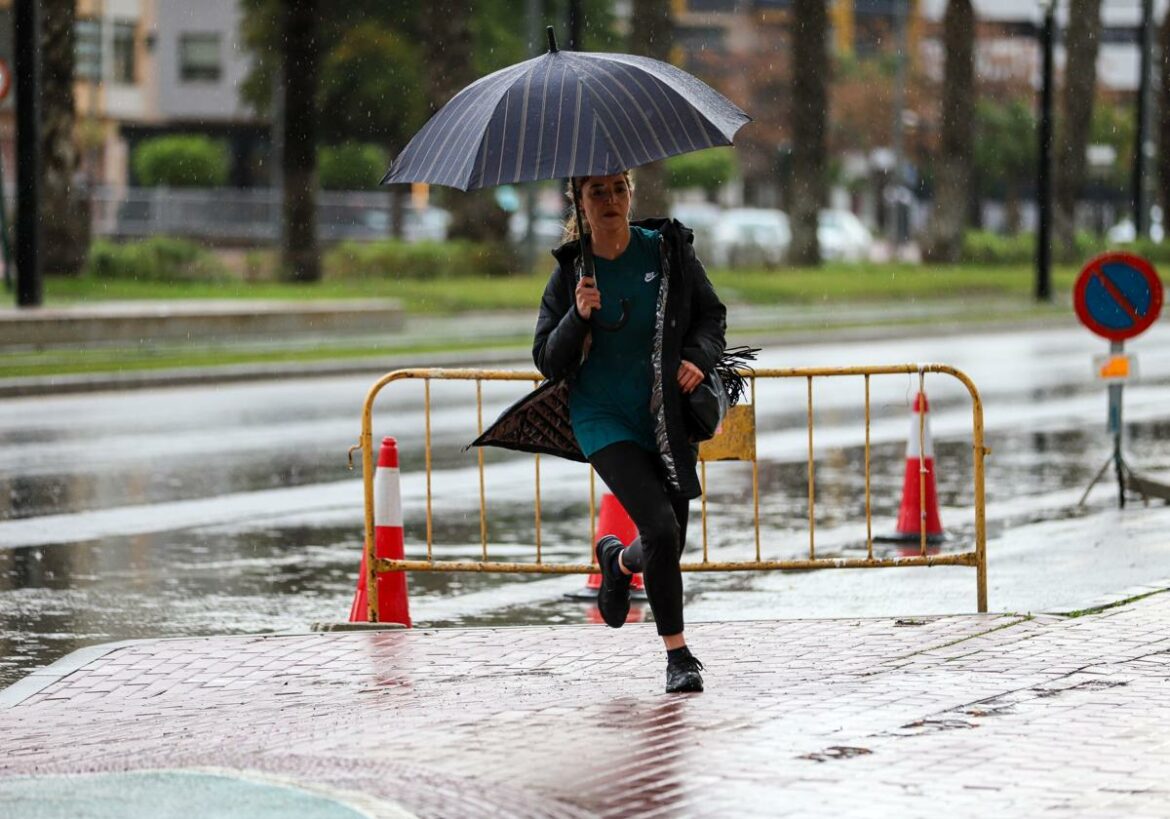 Las lluvias y tormentas vuelven a poner en alerta a toda la Región de Murcia