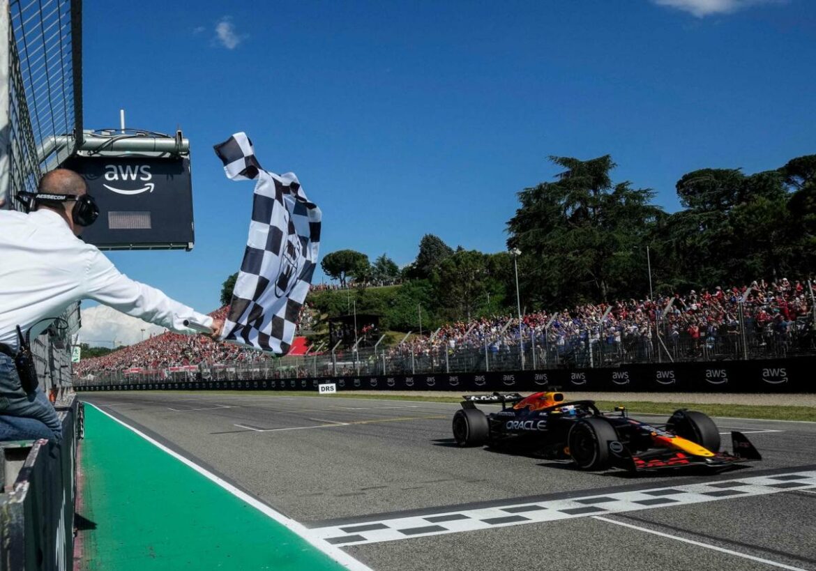 Alonso se topa con su peor enemigo, la mala suerte