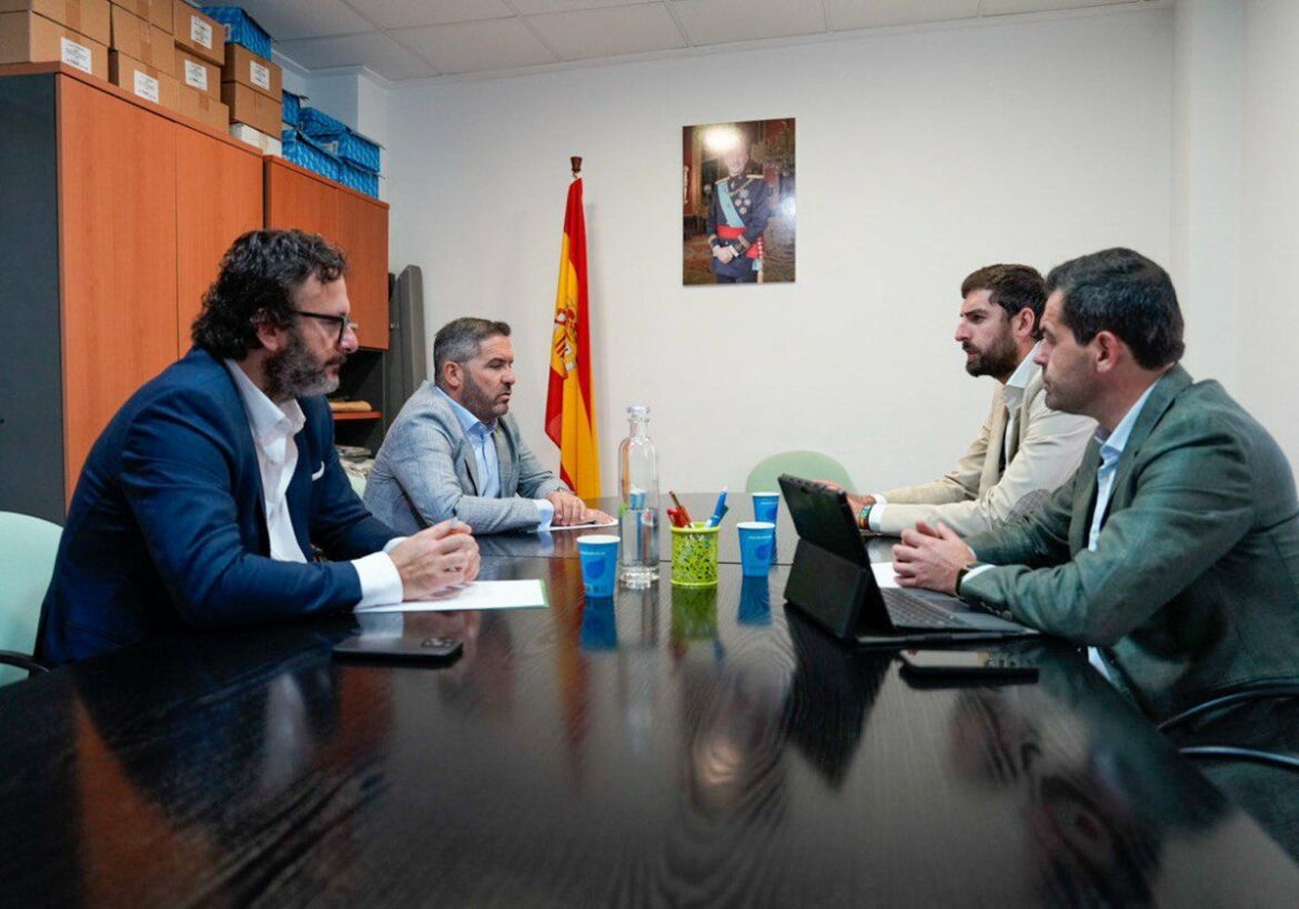 Croem se desespera y toma las riendas para negociar la ley de simplificación