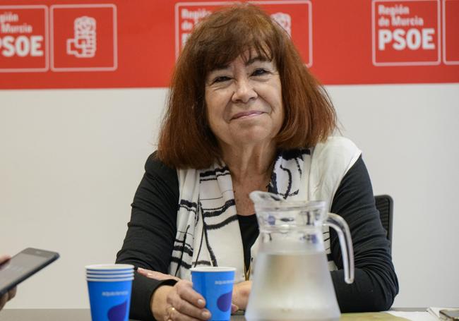 Cristina Narbona: «Es evidente que Feijóo no manda en el PP, sino la señora Ayuso»