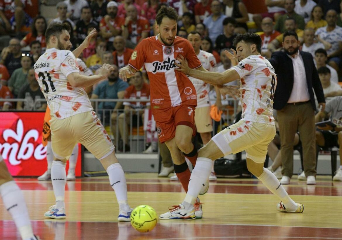 El Jimbee gana el primer asalto a ElPozo en una semifinal frenética