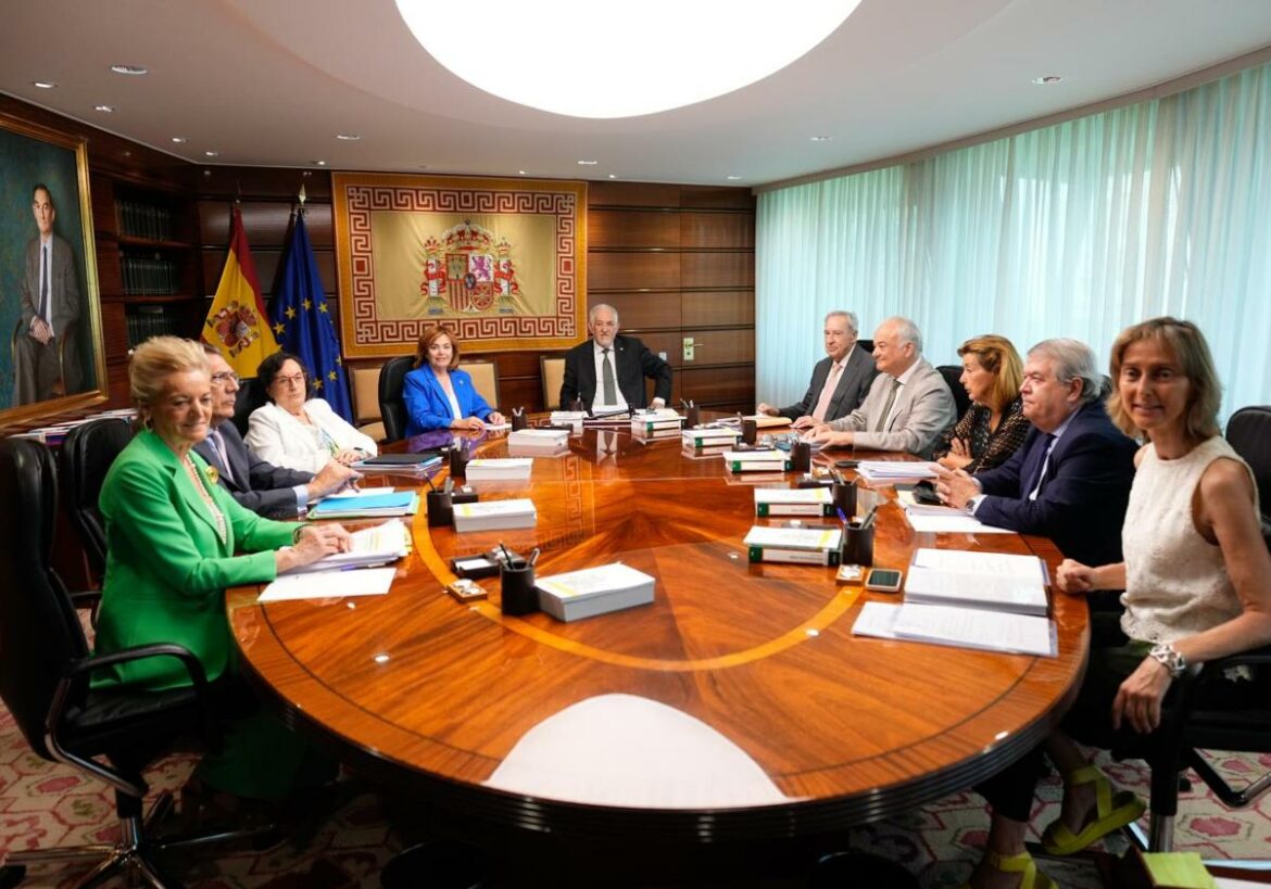 El TC dividido sentencia que la amnistía es legal año y medio después de la investidura de Sánchez