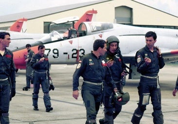 Un siglo de acrobacias aéreas precede a la Patrulla Águila