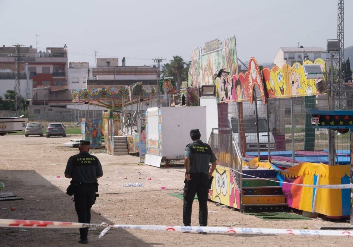 Presidencia aclara a los ayuntamientos que solo ellos vigilan las atracciones