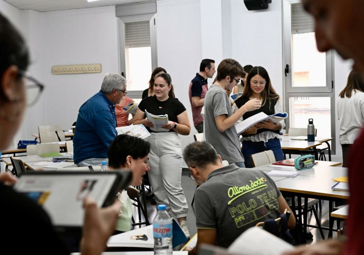La Escuela de Idiomas de Murcia refuerza los cursos intensivos y semipresenciales