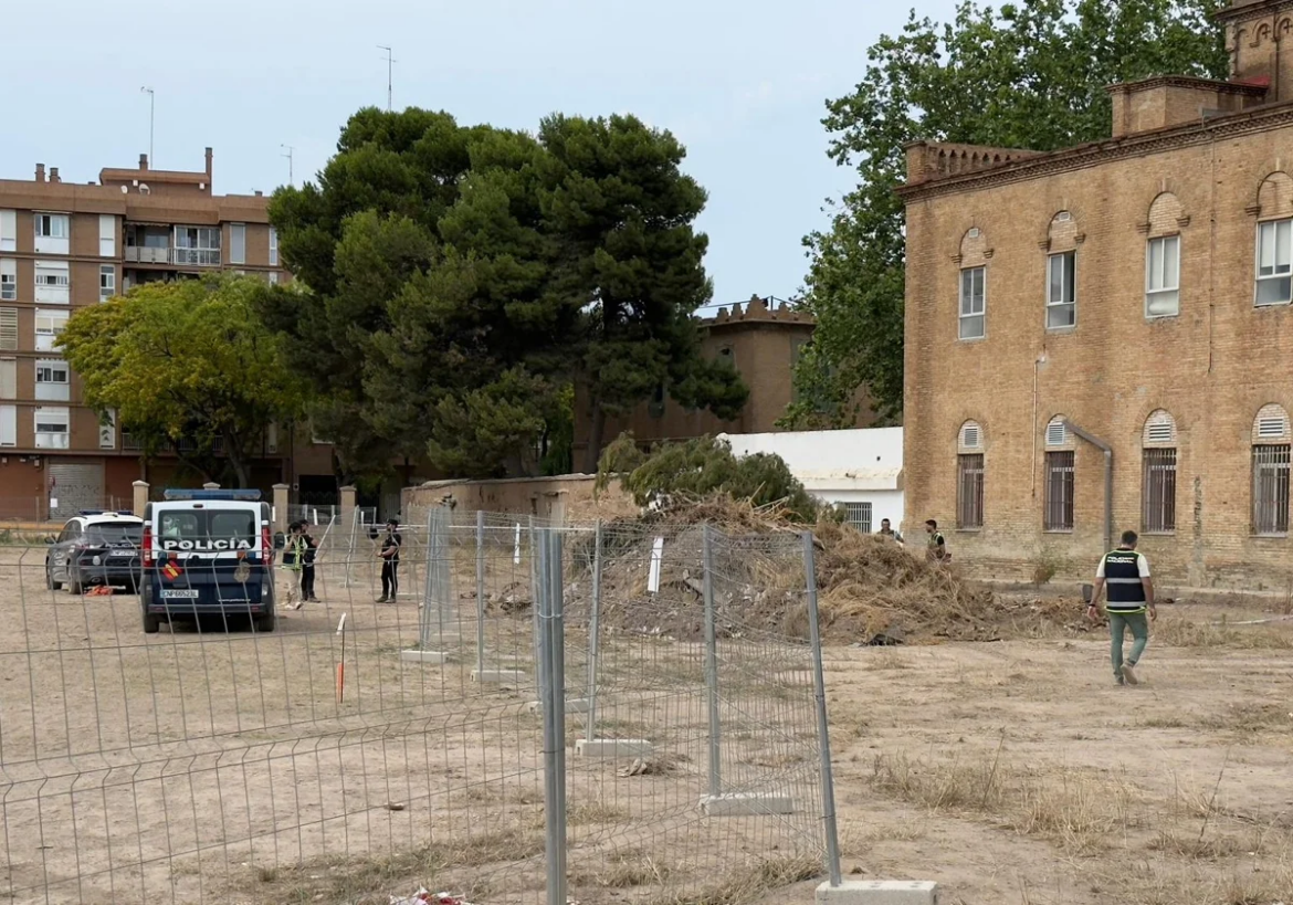 Hallan el cadáver calcinado de un toxicómano en un descampado de Valencia