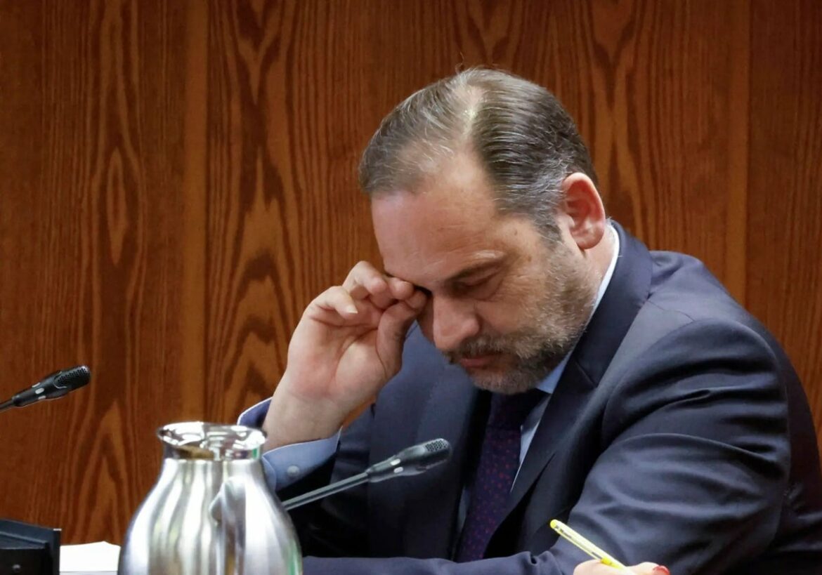 La UCO registra la casa de Ábalos en Valencia por orden del Supremo