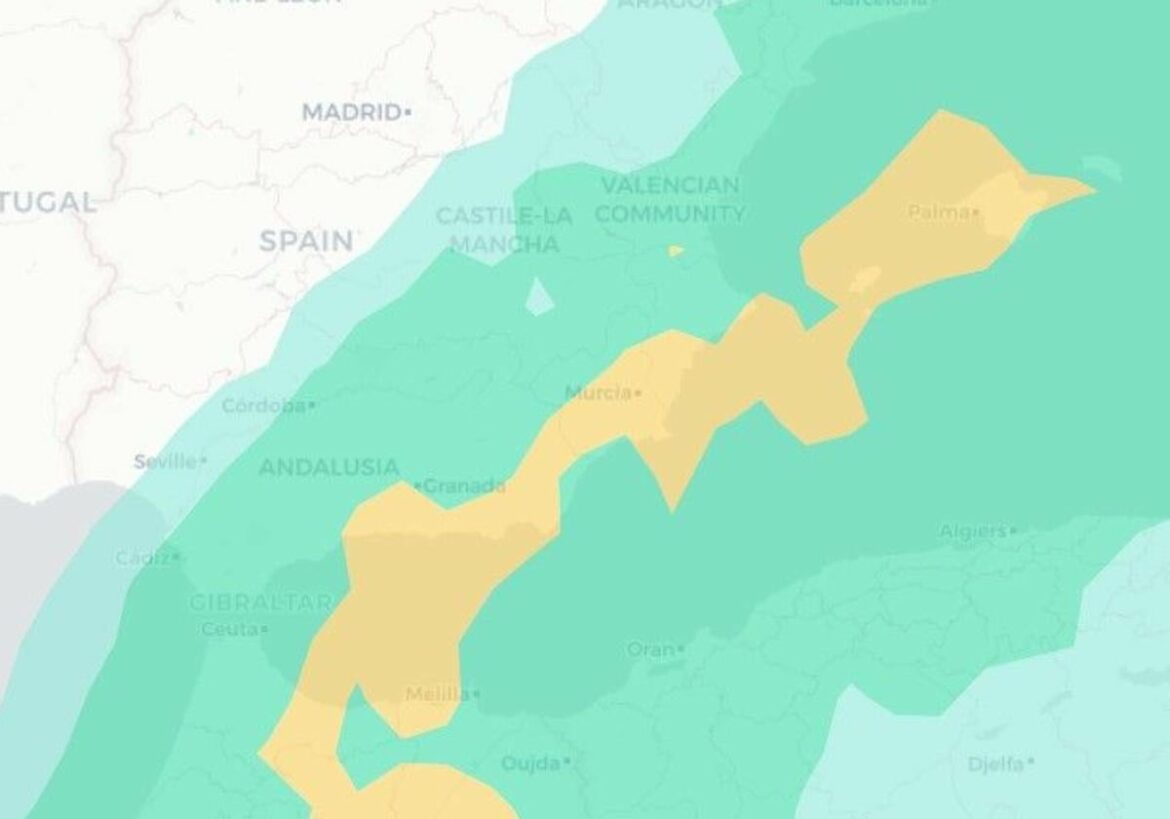 El episodio de polvo sahariano que afecta a la Región de Murcia durará hasta el lunes