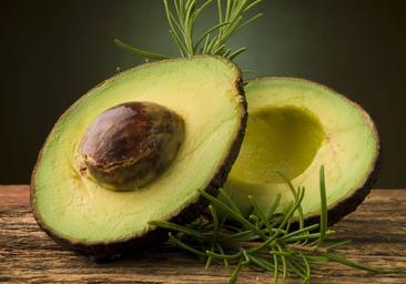 Un nutricionista da las claves para elegir el aguacate perfecto: no basta solo con palparlo