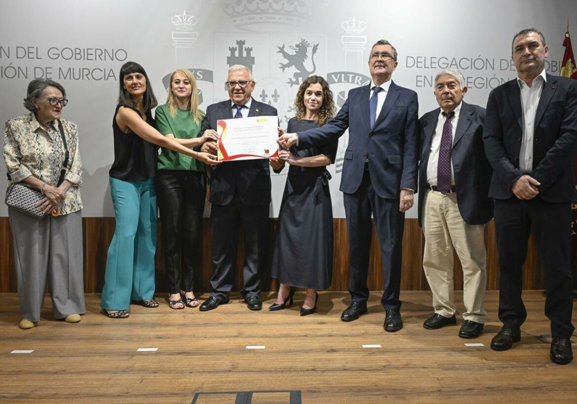 Moros y Cristianos de Murcia ya tiene el diploma acreditativo como Fiesta de Interés Turístico Internacional