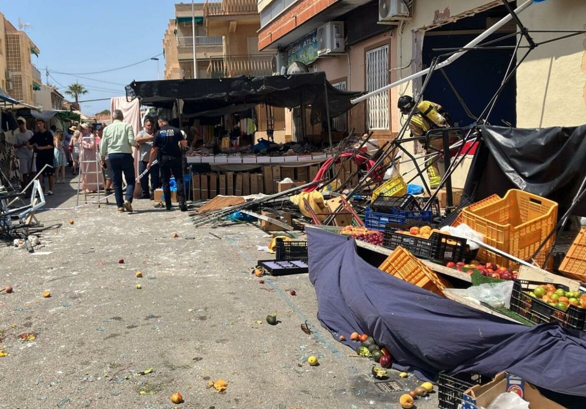 Al menos quince heridos, tres de ellos muy graves, en una explosión de gas en un bar de Lo Pagán