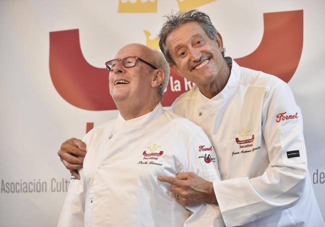 Pachi Larrosa con Juan A. García, presidente de Jecomur.