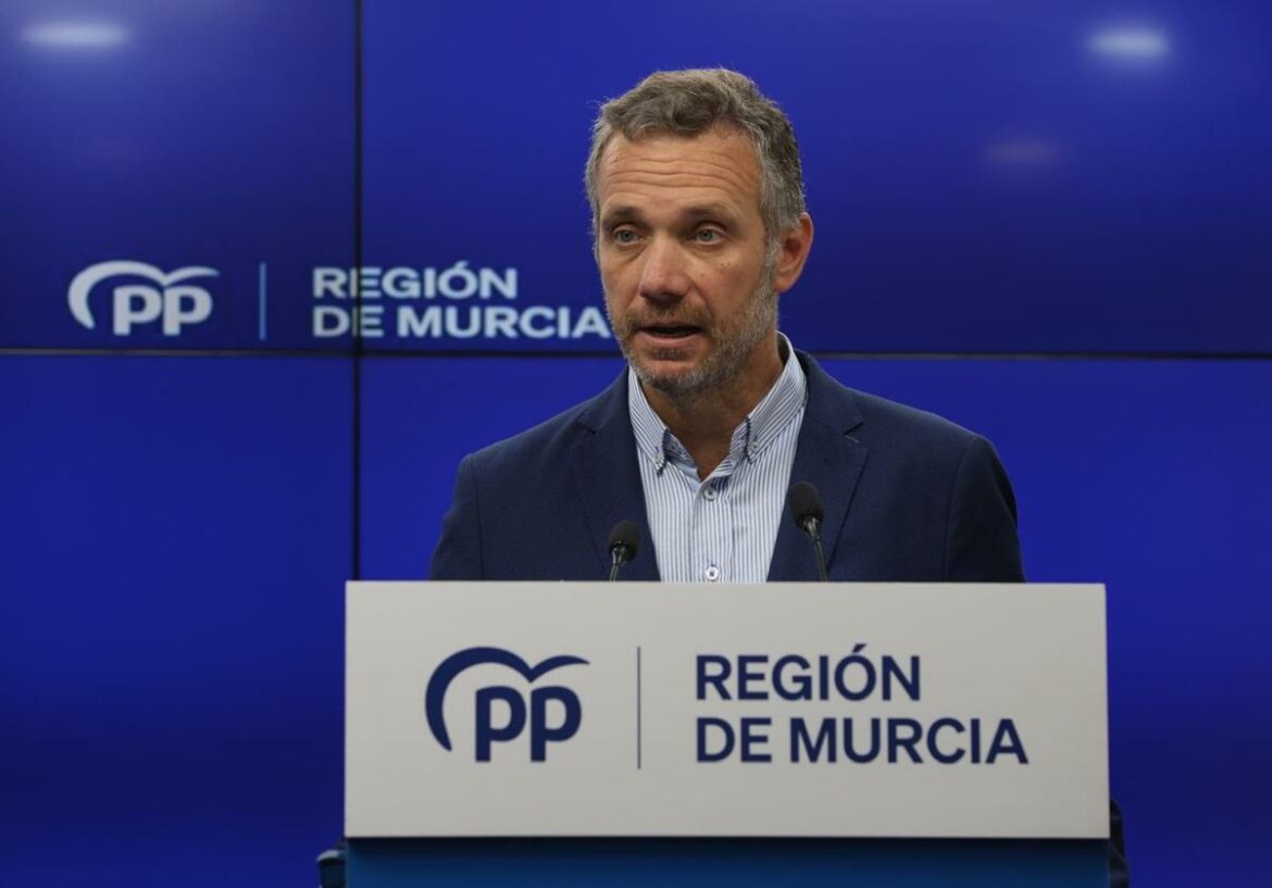 El PP abre la puerta a un acuerdo presupuestario con Vox «en próximas fechas»