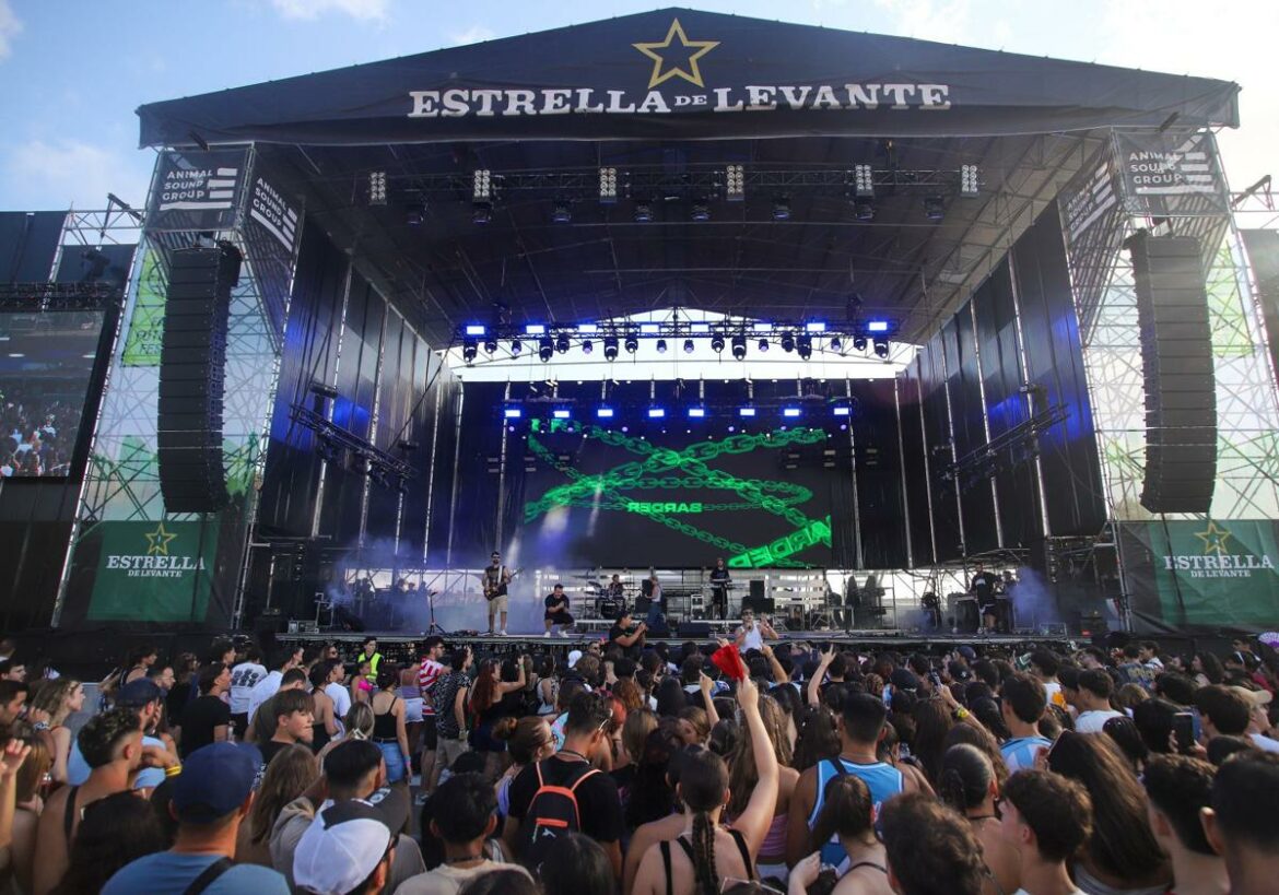 Más de 20.000 personas se congregan este fin de semana en Los Alcázares por el Fan Futura Fest