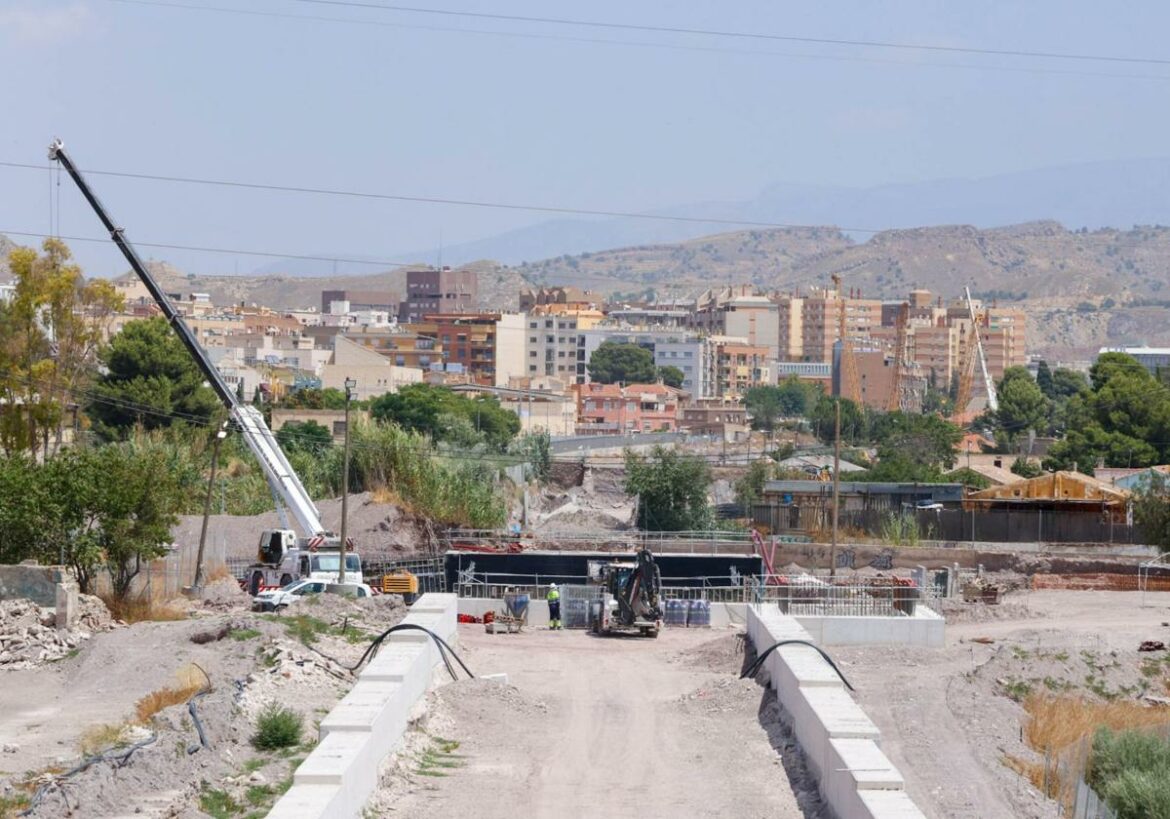 El ‘lobby’ del Corredor cree «imprescindible» el soterramiento de Lorca para el año 2027