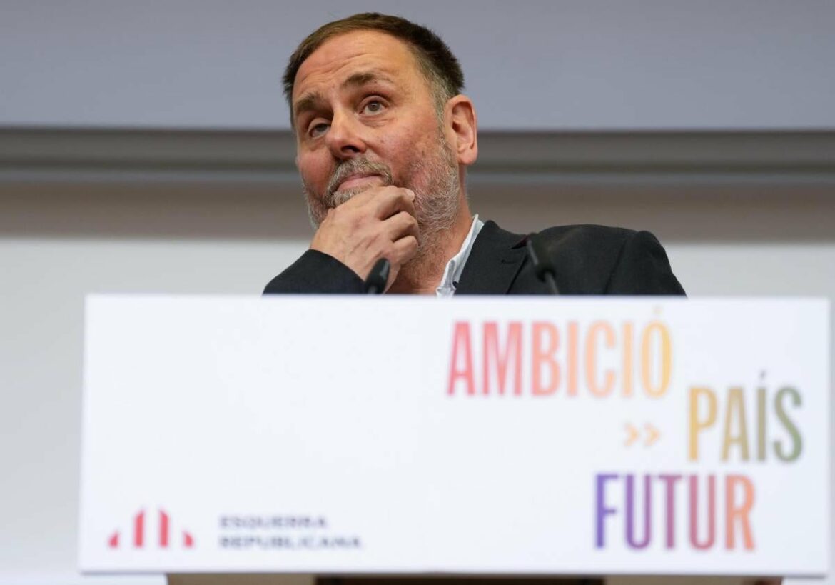 Gobierno y Generalitat pactan una financiación singular para Cataluña con el anzuelo de estar abierto al resto