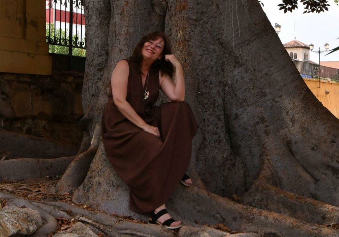 Inmaculada Rufete: «Siempre me emociona el teatro Guerra de Lorca; allí hice mis pinitos y allí me casé»