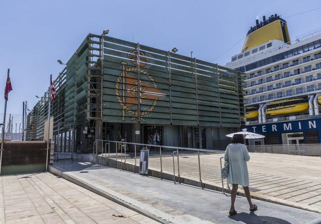 El Real Club de Regatas de Cartagena eleva las cuotas para remodelar su edificio y renovar su concesión